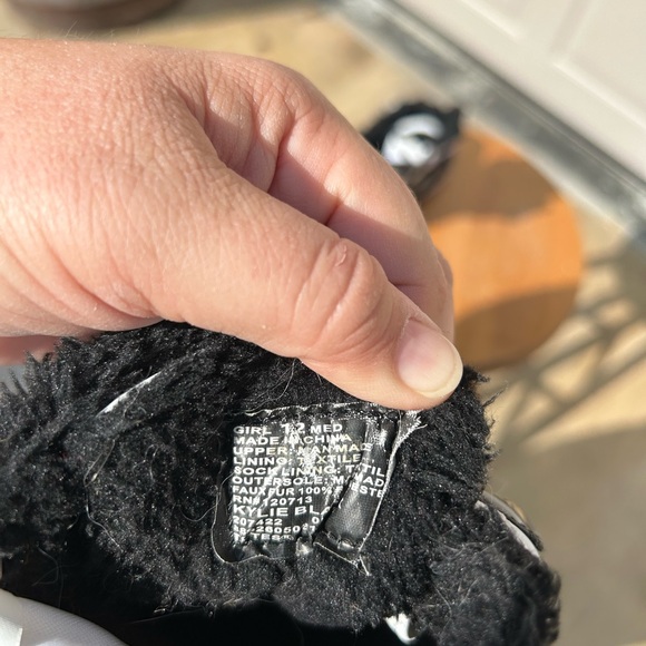 Girls Totes Snow Boots 12M - Picture 4 of 7